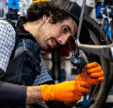 תיקון אופניים חשמליים